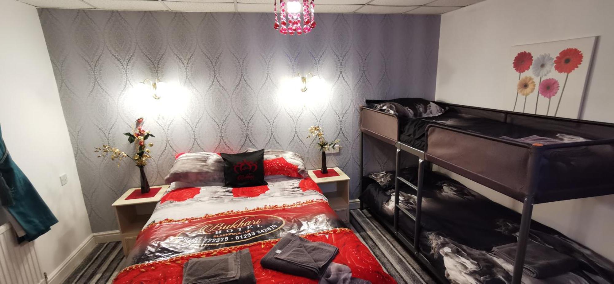 Bukhari Hotel Blackpool Pokoj fotografie