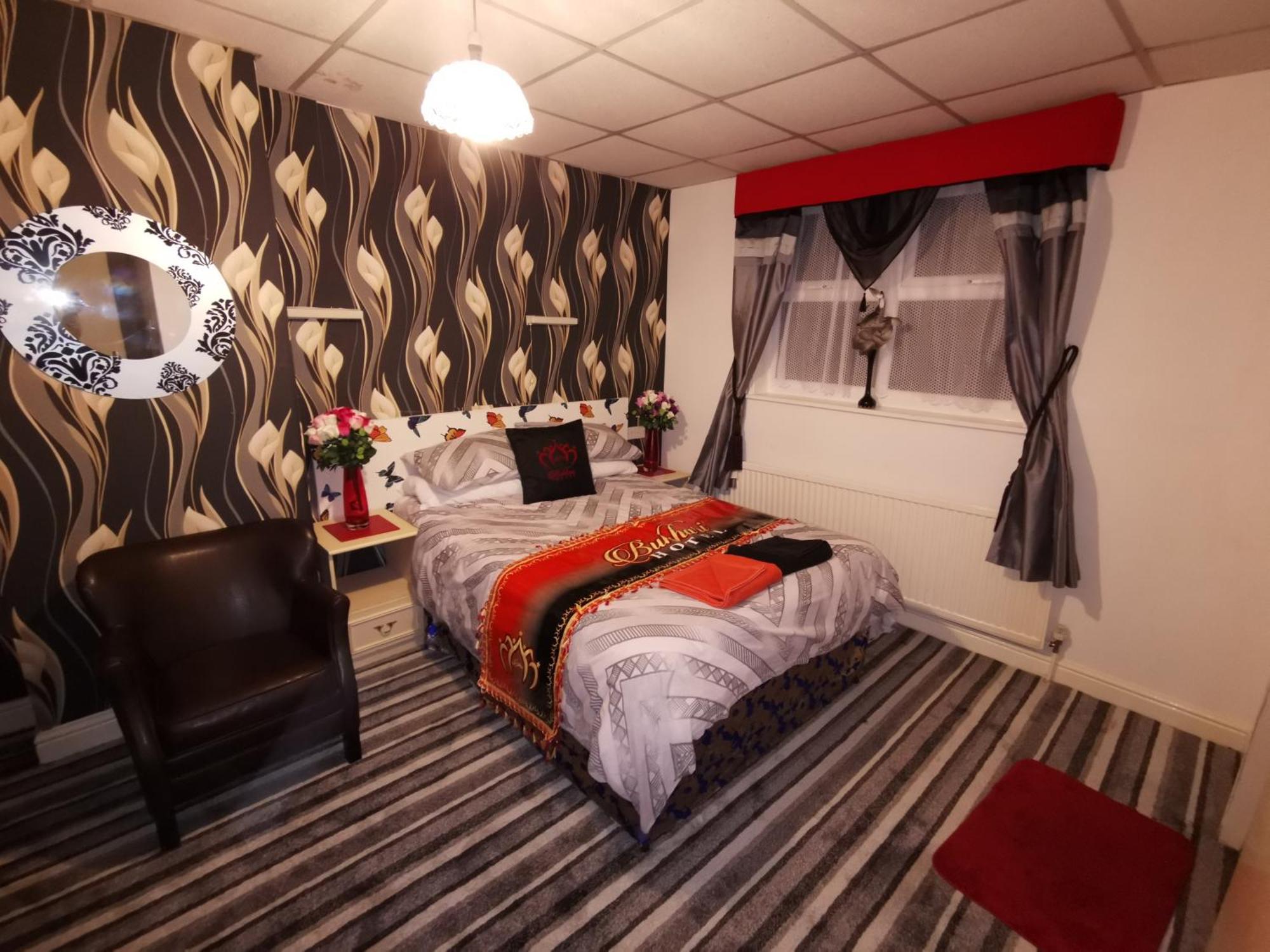 Bukhari Hotel Blackpool Pokoj fotografie